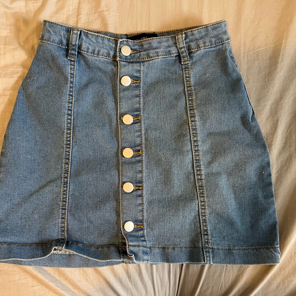 Jean mini skirt